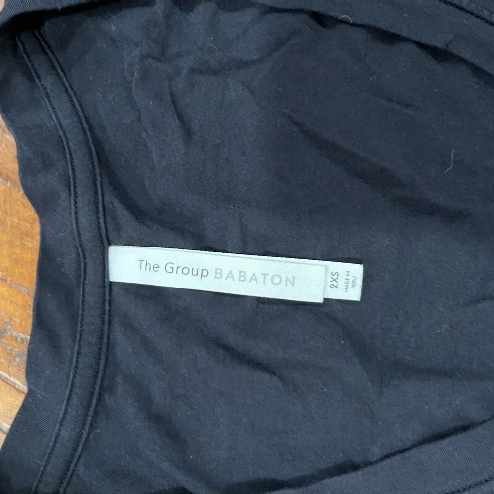 Babaton Oversized Black V-Neck Short Sleeve Tee - Picture 2 of 2